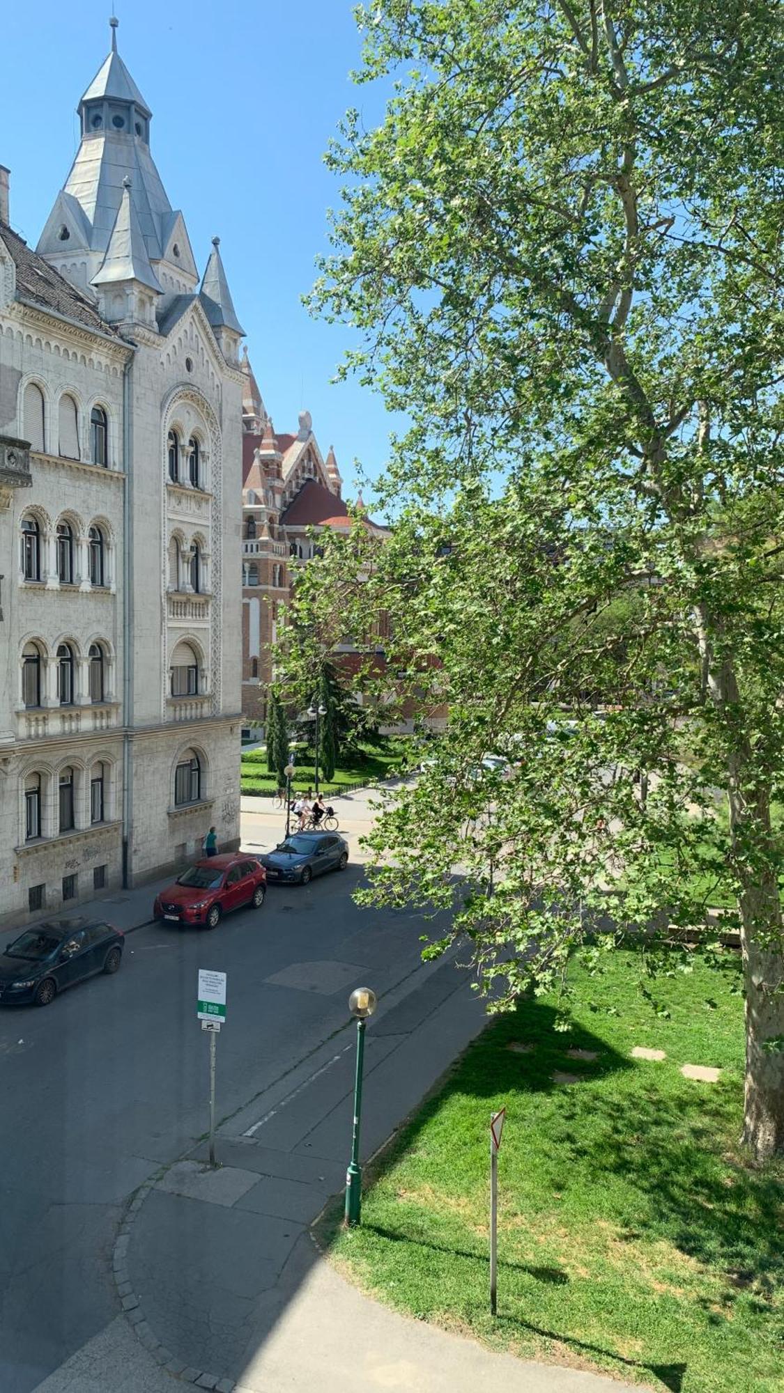 Mermaid House Apartman Lägenhet Szeged Exteriör bild